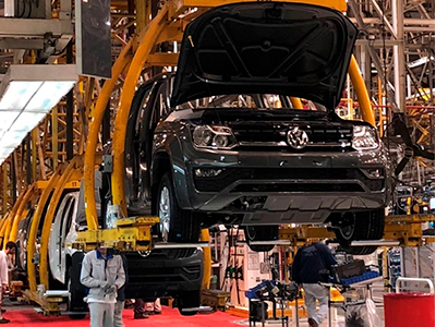 Volkswagen llamó a taller a la Amarok por un problema con la rueda de auxilio